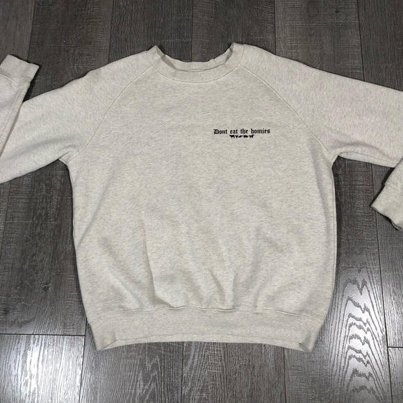 “DON'T EAT THE HOMIES” Unisex Sweatshirt Size S - Picture 3 of 7